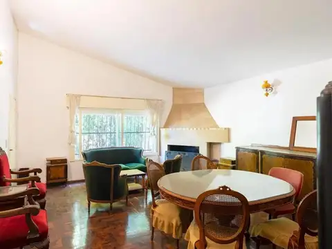 Departamento 6 ambientes con 2 baños
