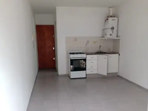 Monoambiente. Rioja al 4400
