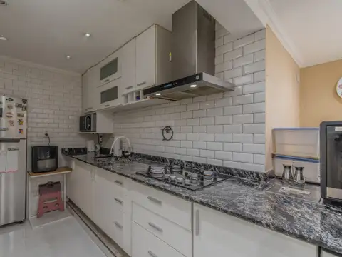 Cotagaita 2200 , Piso 0