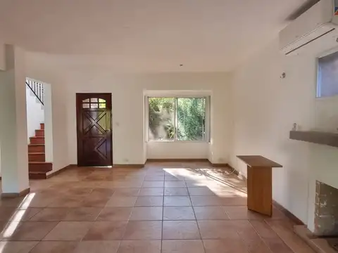 Casa en Alquiler de 3 dormitorios