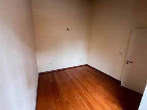 Departamento en Alquiler de 4 ambientes