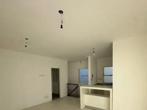 Depto Tipo Casa en Venta en Florida, USD 195.000