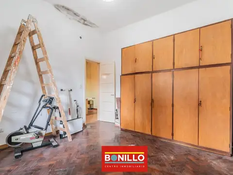 OPORTUNIDAD A REFACCIONAR Casa 4 Ambientes en Agronomía