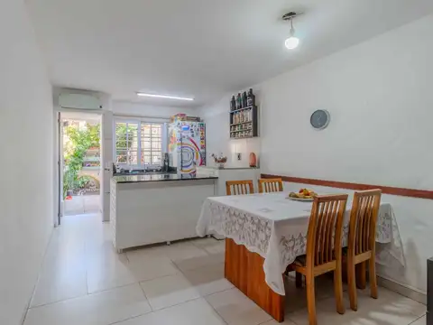 Duplex en Ciudad Jardín- Excelente ubicación