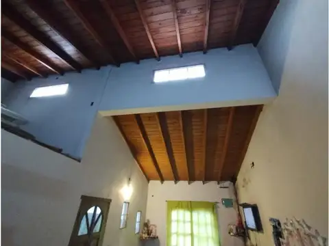 Depto Tipo Casa en Venta de 3 ambientes
