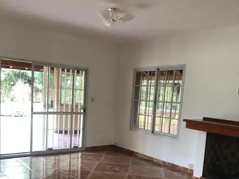 Casa 4 ambientes con 3 baños