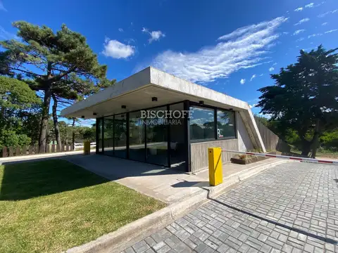 Terreno en Venta de 3293,0 m2