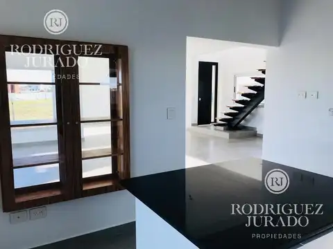 Casa en Venta al Oeste