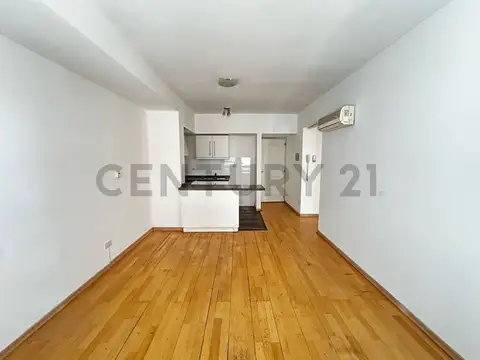 Agustin Alvarez 200, Piso 2