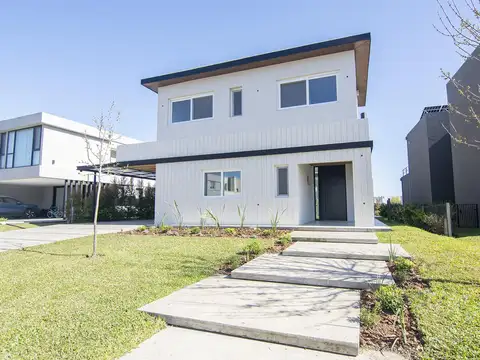 Casa en venta 8 ambiente en Nordelta, Carpinchos a la laguna
