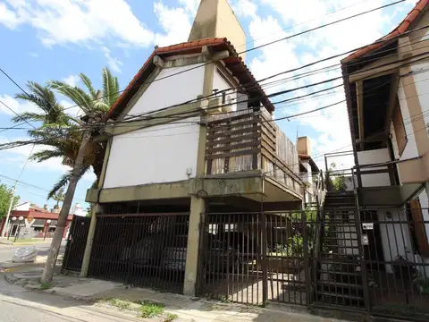 OPORTUNIDAD PH 3 AMBIENTES CON COCHERA CUBIERTA