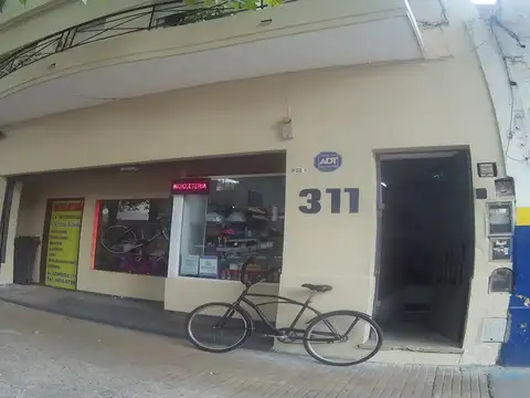 Local en Venta en Chacarita 