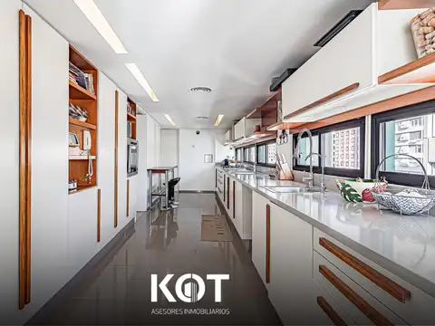 Departamento en Venta con 2 cocheras