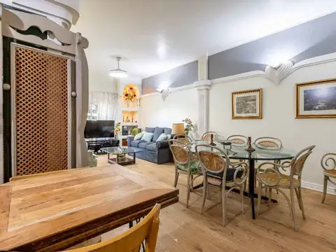 VENTA SEMIPISO 4 AMB  COCHERA EXCELENTE UBICACION