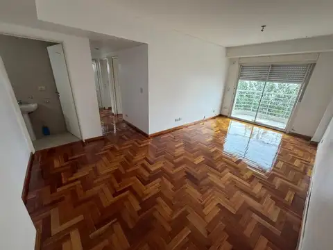 Campichuelo 200, Piso 3