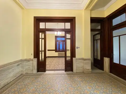 Casa en Alquiler de 4 dormitorios