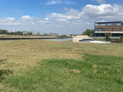 Lote al Río en Venta en El Yacht, Nordelta 100