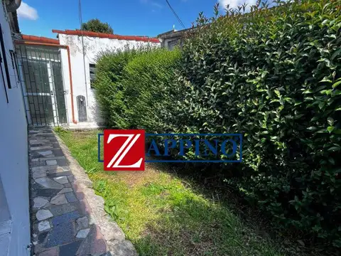 Depto Tipo Casa en Alquiler 50 años