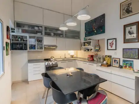 Gorriti 5770 , Piso 0