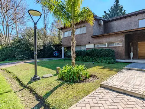 Casa en Venta en Roldan, USD 295.000