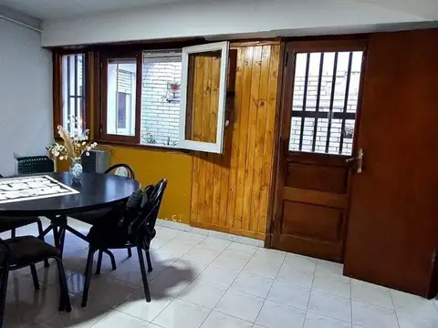 Depto Tipo Casa en Venta 41 años