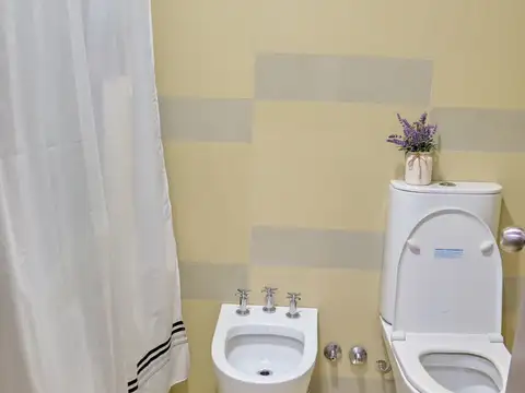 Departamento en Alquiler con 1 cocheras