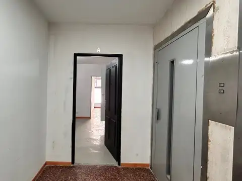 Departamento en Alquiler en Balvanera, $ 700.000