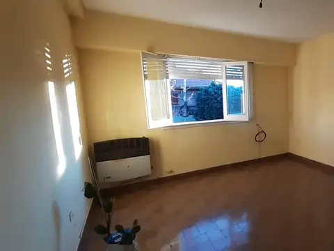 Avalos 2003 , Piso 1