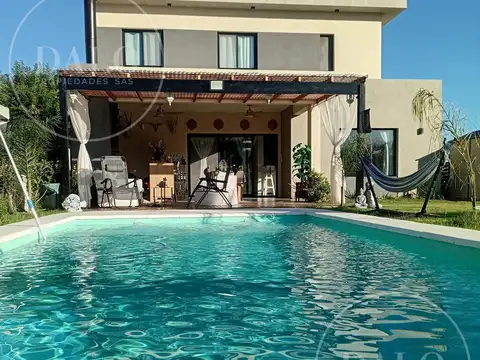 Casa en Venta al Oeste