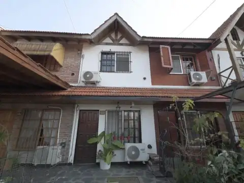 VENTA Casa/ Duplex en Carapachay, Vicente López