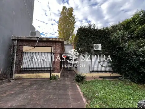 Casa 4 ambientes en Ramos Mejia