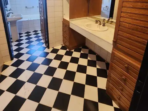 Oficina en Alquiler en Sarandí, $ 1.000.000