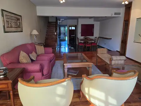 Depto Tipo Casa en Venta de 3 dormitorios