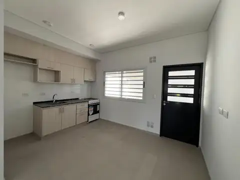 Depto Tipo Casa en Alquiler con 1 cocheras