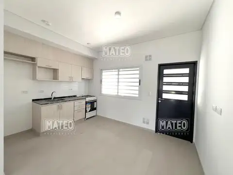 Depto Tipo Casa en Alquiler con 1 cocheras