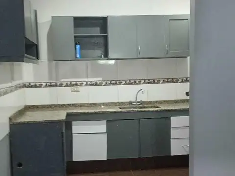 OPENHOUSE GROUP ALQUILA AMPLIA CASA