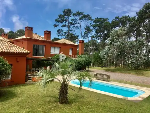 CASAS - CASA - MANANTIALES