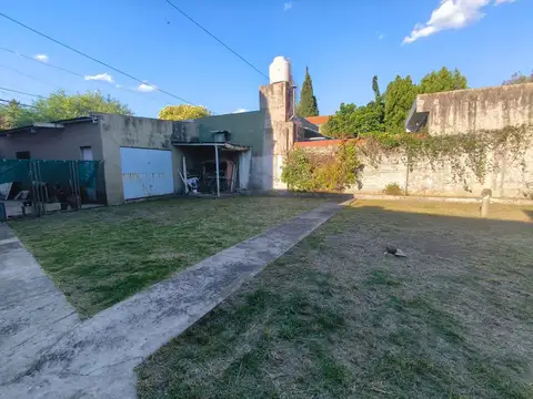 Depto Tipo Casa en Venta con 2 cocheras