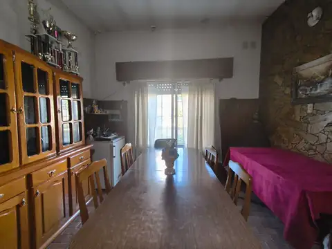 Depto Tipo Casa en Venta 66 años