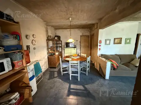 Casa 3 ambientes con 1 baño