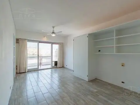 Monoambiente luminoso con balcón y baulera – Excelente ubicación en Retiro