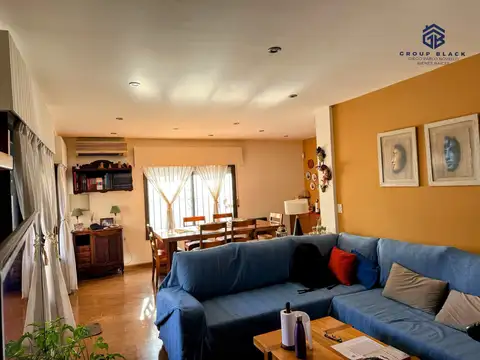 Casa 7 ambientes con 4 baños