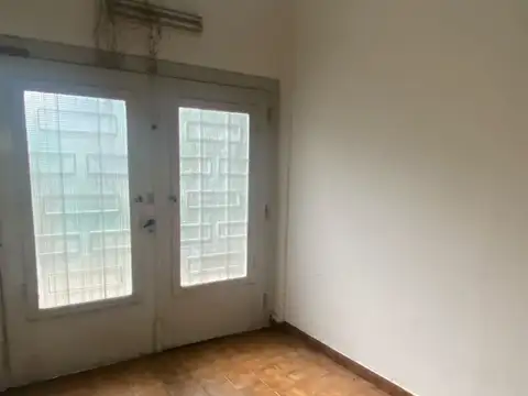 Local en Alquiler en Hurlingham, $ 800.000