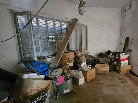 Casa 4 ambientes con 1 baño