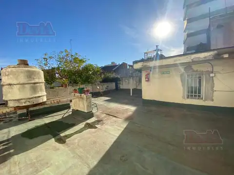 Casa en Alquiler en Parque Centenario, $ 3.200.000