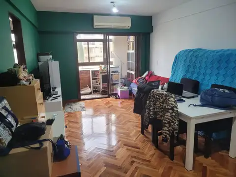 Capdevila 3000, Piso 5