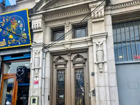Av. Don Pedro de Mendoza 1800