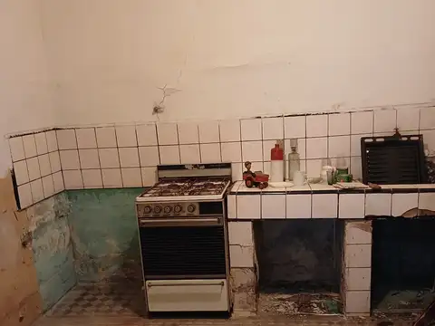 LOTE 8,66 X 29 ZONIFICACION  USAB 2