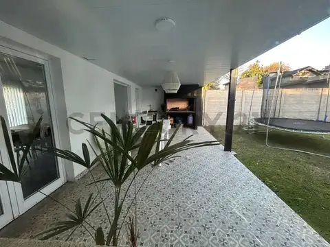 Casa en venta Villa Elisa