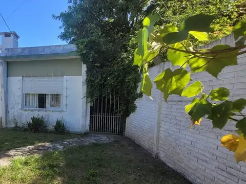 VENTA DE CASA 3 AMBIENTES APTA CREDITO